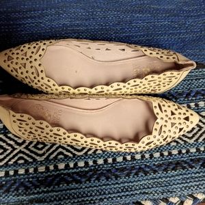 Vince Camuto Tamma Egg Color Patent Leather Perforated Studded Flats